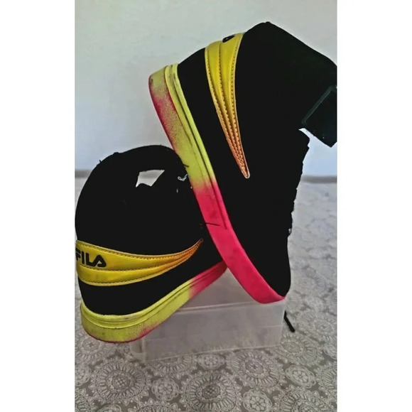 Fila Multicolored Kids High Top Shoe Size 1 - Picture 1 of 7